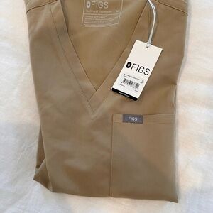 Figs Beige sandstone One-Pocket Catarina Scrub Top NWT